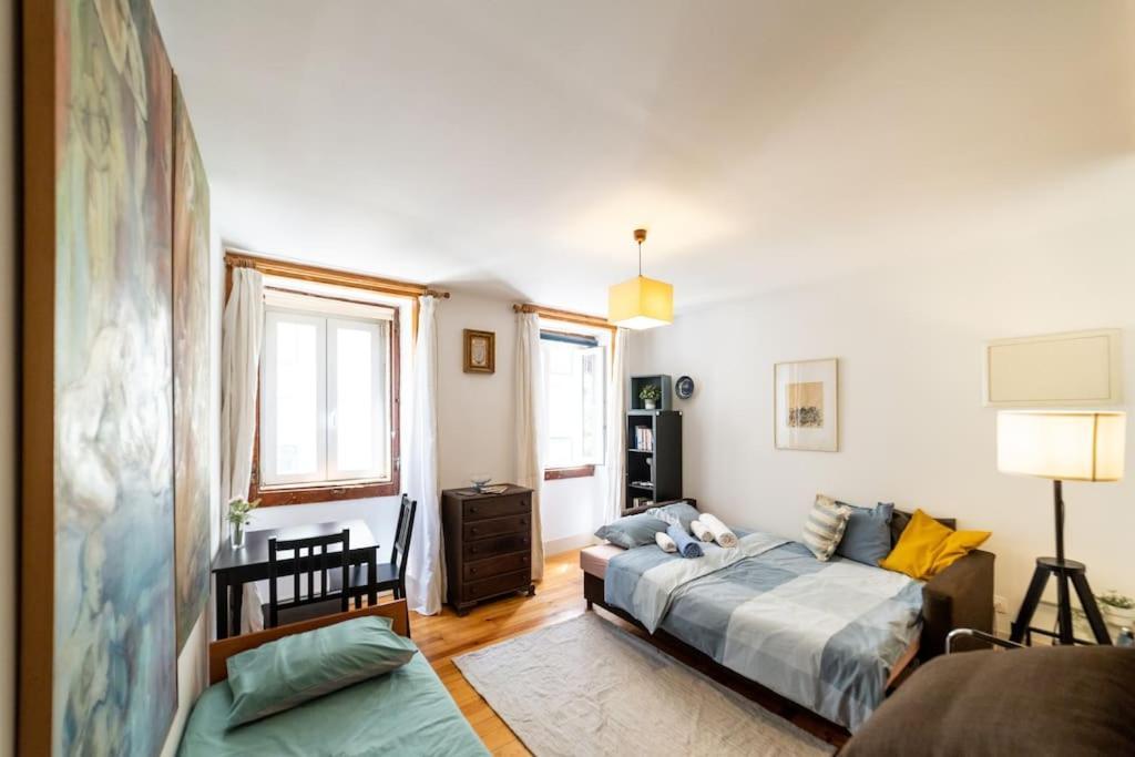 Lx Townhouse Ideal For Big Groups Prime Location Trendy Street Lisbon Bagian luar foto